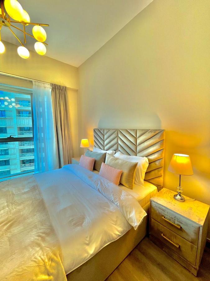 First Class 2Br With Burj Khalifa & Downtown View Dubái Exterior foto
