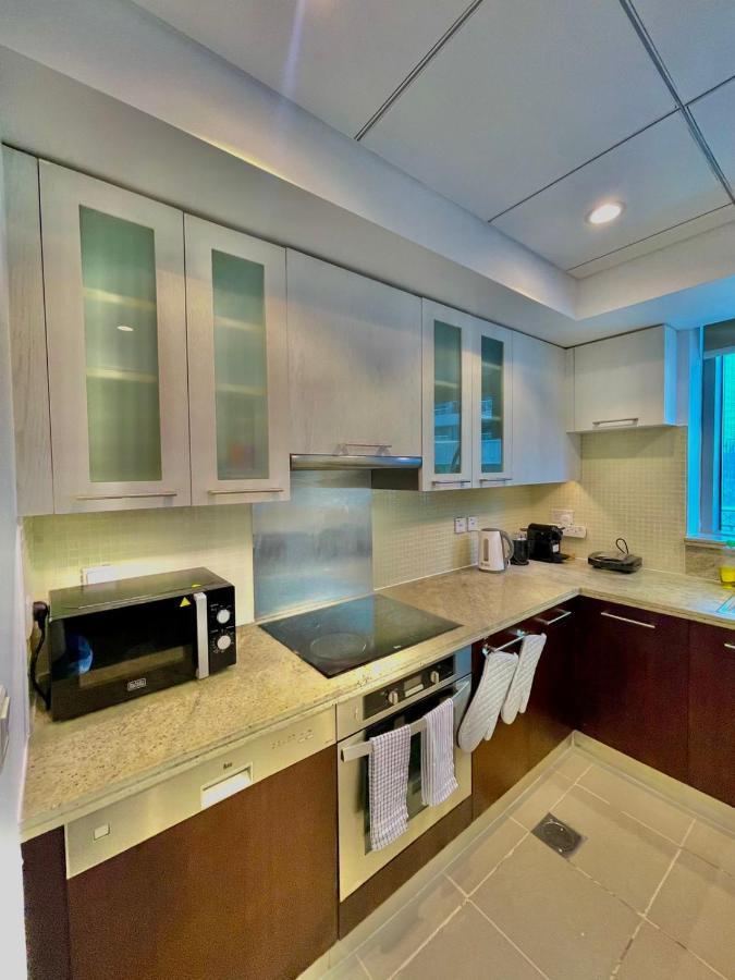 First Class 2Br With Burj Khalifa & Downtown View Dubái Exterior foto