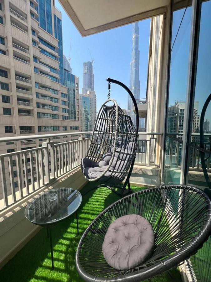 First Class 2Br With Burj Khalifa & Downtown View Dubái Exterior foto