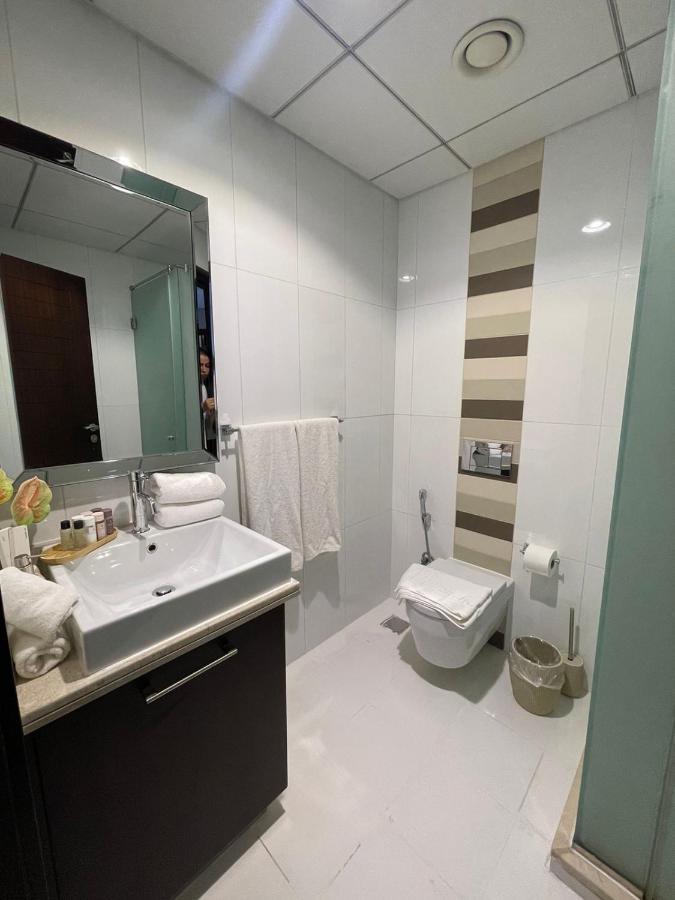 First Class 2Br With Burj Khalifa & Downtown View Dubái Exterior foto