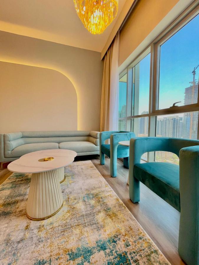 First Class 2Br With Burj Khalifa & Downtown View Dubái Exterior foto