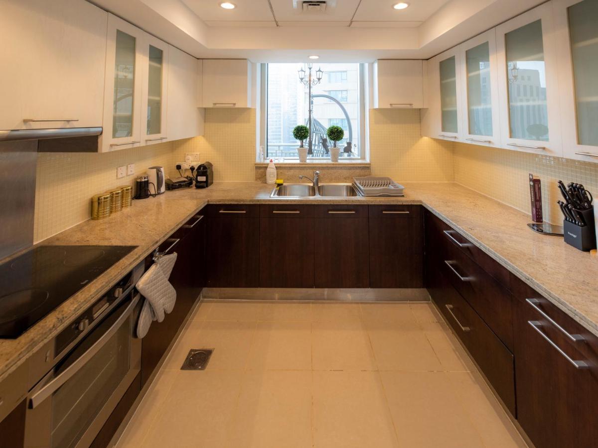 First Class 2Br With Burj Khalifa & Downtown View Dubái Exterior foto