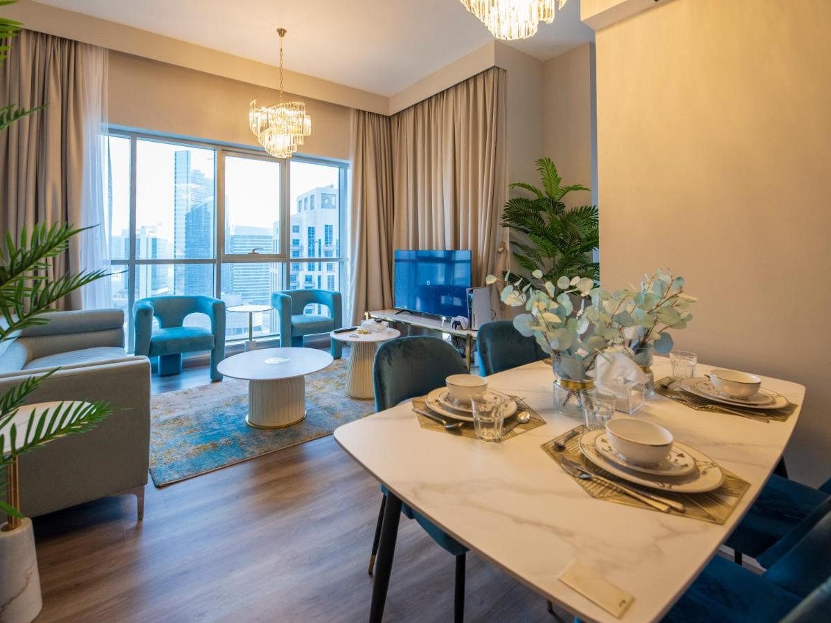 First Class 2Br With Burj Khalifa & Downtown View Dubái Exterior foto