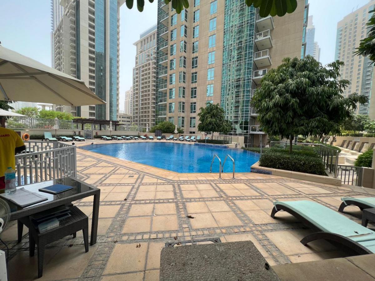 First Class 2Br With Burj Khalifa & Downtown View Dubái Exterior foto